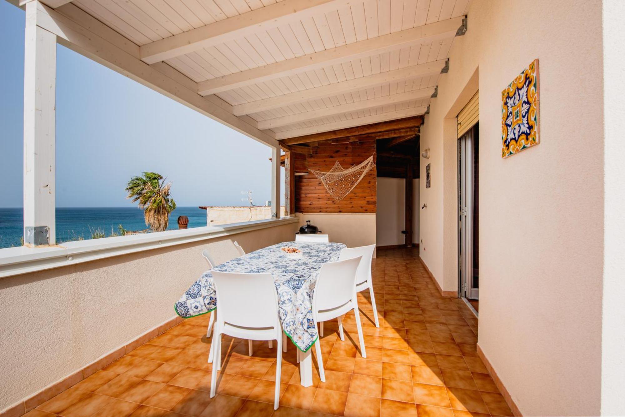 Villa Hemingway - La Casa Di Alessia E La Casa Di Leonardo Ficarazzi Exteriör bild